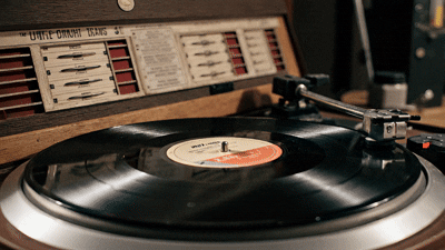 Jazz Aughton met zon naam mag je gewoon niet ontbreken op de Jazza-avonden van de gemeente Zandhov